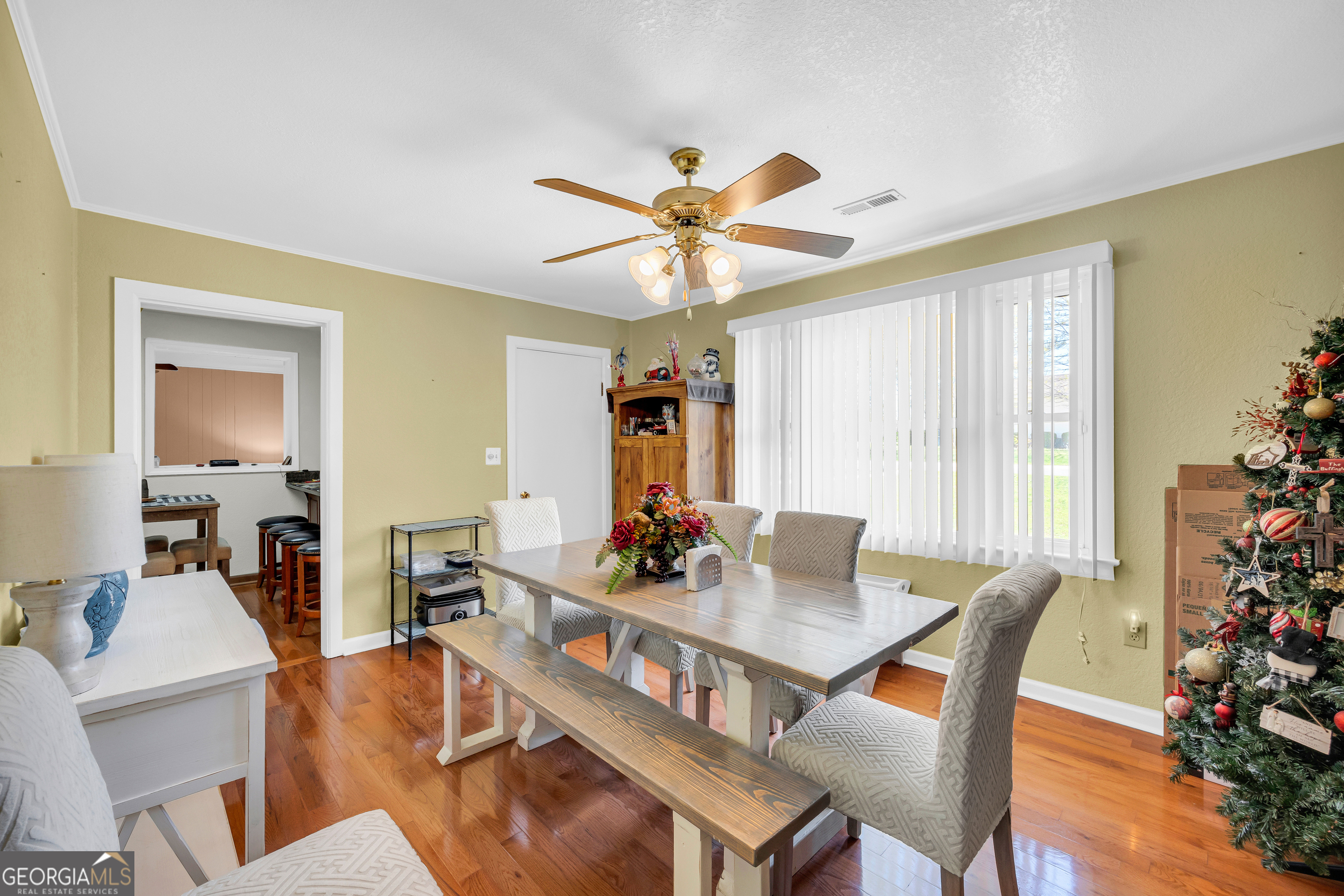 88 Maurice Way Lavonia, GA 30553 - Photo 14 of 65 a dining room with furniture and window