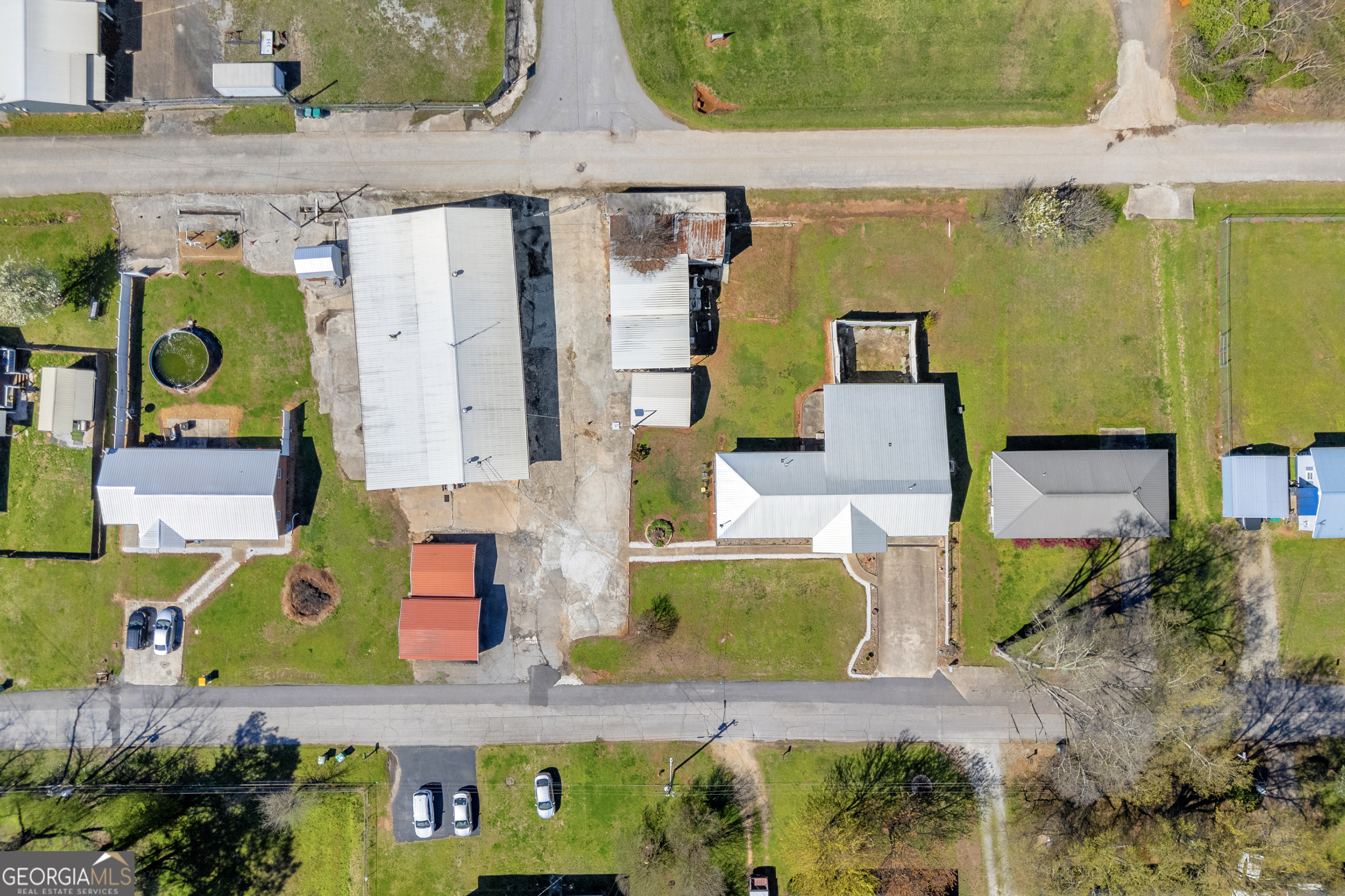 88 Maurice Way Lavonia, GA 30553 - Photo 65 of 65 an aerial view of a houses with yard