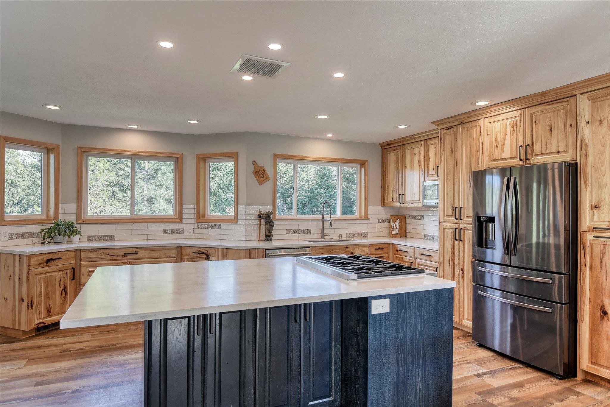 21806 North Monroe Road Spokane, WA 99208 - Photo 12 of 42