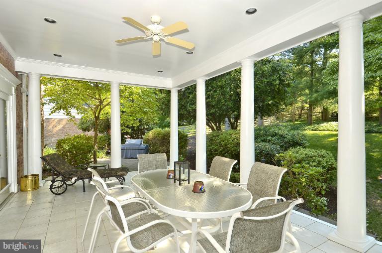 8018 Falstaff Road McLean, VA 22102 - Photo 13 of 26 Interior (General)