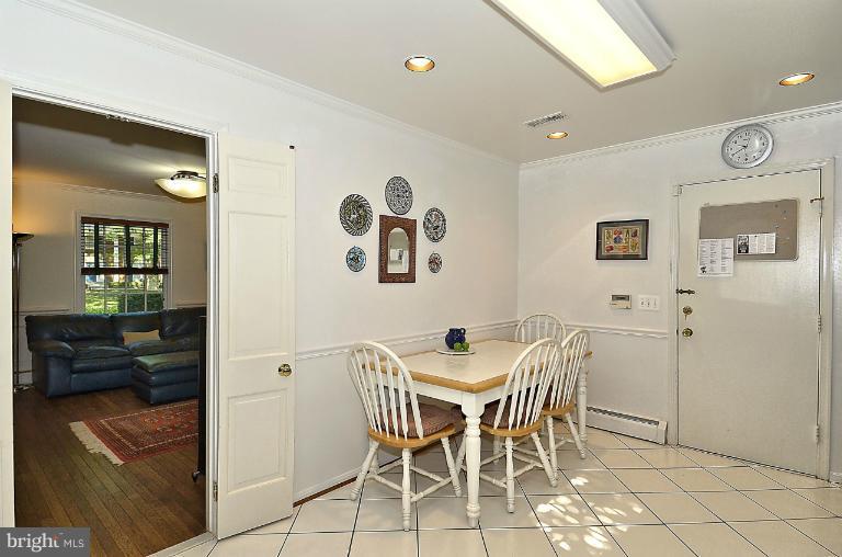 8018 Falstaff Road McLean, VA 22102 - Photo 18 of 26 Kitchen
