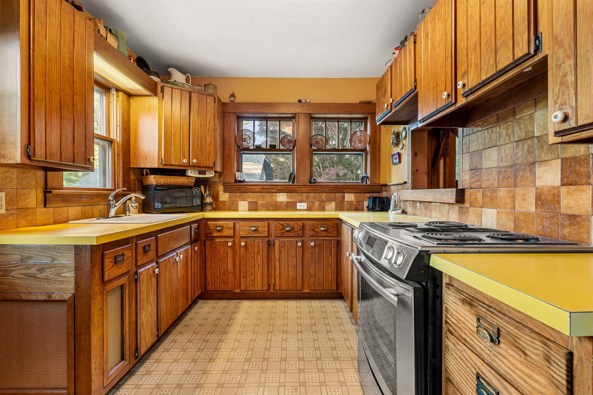259 Mill Road Hampton, NH 03842 - Photo 21 of 53