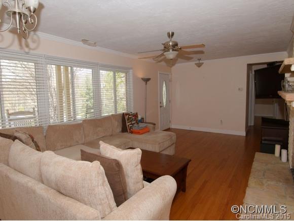 119 Willow Road Waynesville, NC 28786 - Photo 2 of 24