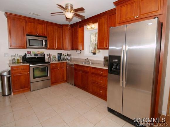 119 Willow Road Waynesville, NC 28786 - Photo 9 of 24