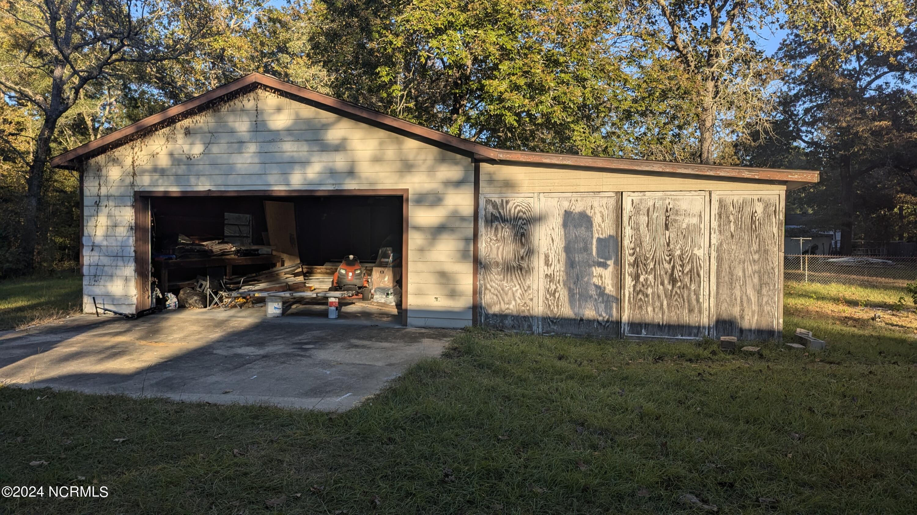 1211 McPherson Road Vass, NC 28394 - Photo 30 of 36 PXL_20241020_214150234