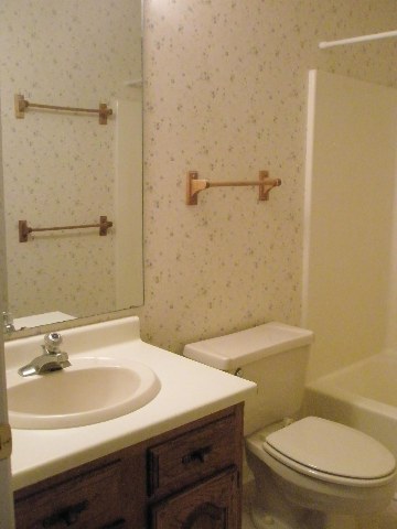 2009 Cardinal Park Drive, Unit LEASEOPTION POSSIBLE Anderson, SC 29621 - Photo 7 of 9 Gallery Image 7