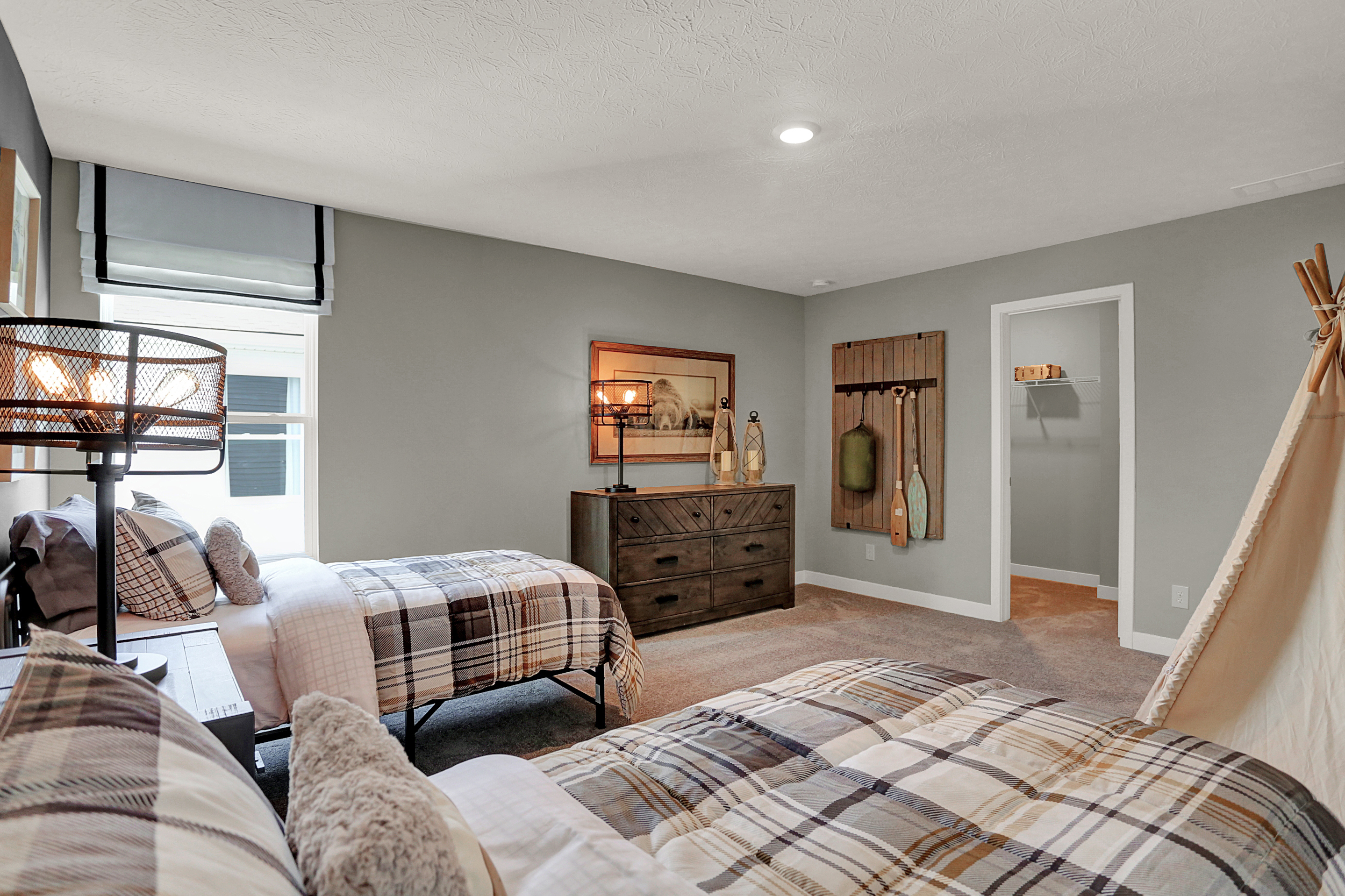 8836 Lester Place Pendleton, IN 46064 - Photo 13 of 46