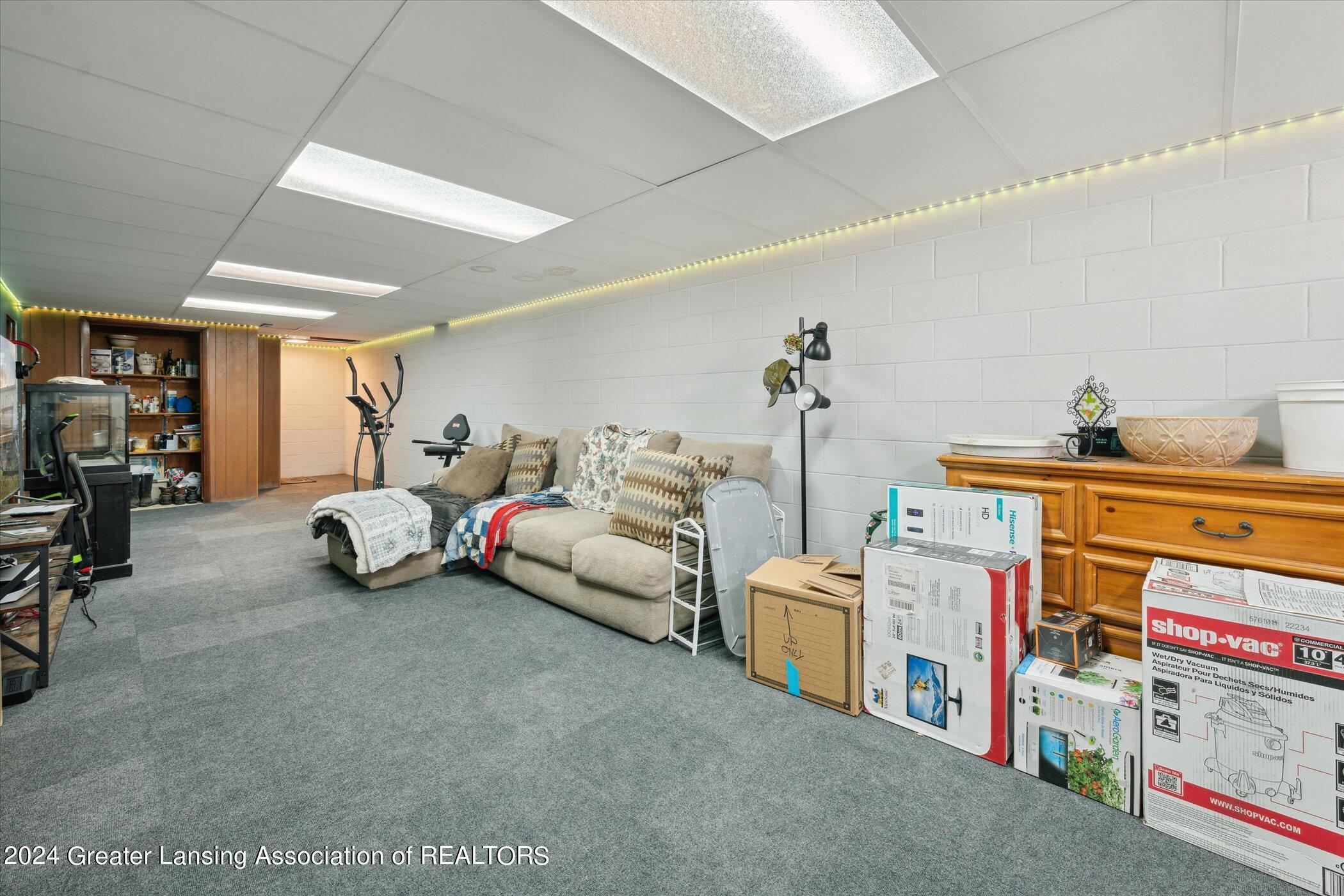 2276 Reed Street Lansing, MI 48911 - Photo 27 of 40 27-2276-Reed-St-Lansing-MI-48911-WindowS