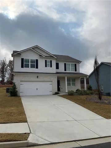 a front view of house with yard
