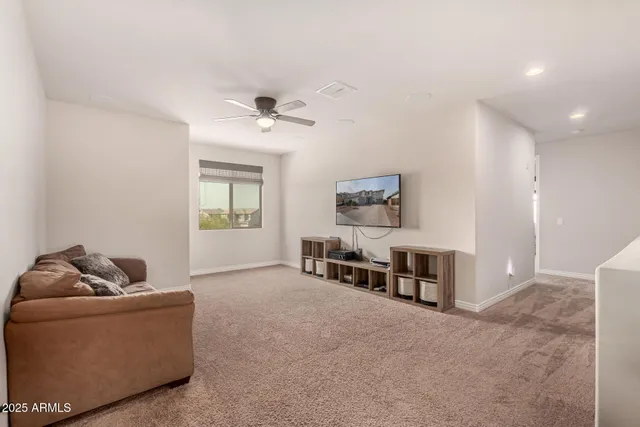 $612,000 | 7210 North 86th Lane, Glendale, AZ 85305