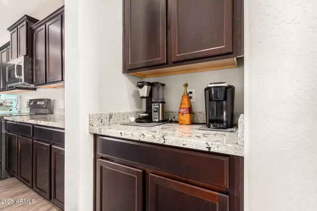 $612,000 | 7210 North 86th Lane, Glendale, AZ 85305