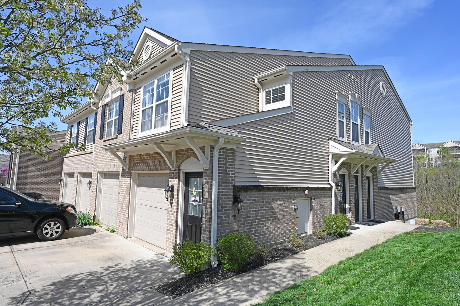 614 Rivers Breeze Drive Ludlow, KY 41016 - Photo 1 of 35