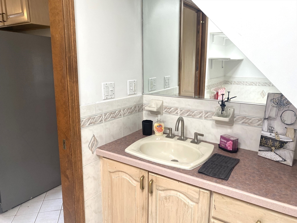 124 Gardiner Road, Unit CH Quincy, MA 02169 - Photo 13 of 21