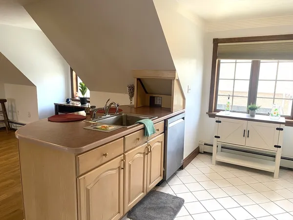 $2,600 | 124 Gardiner Road, Unit CH, Quincy, MA 02169