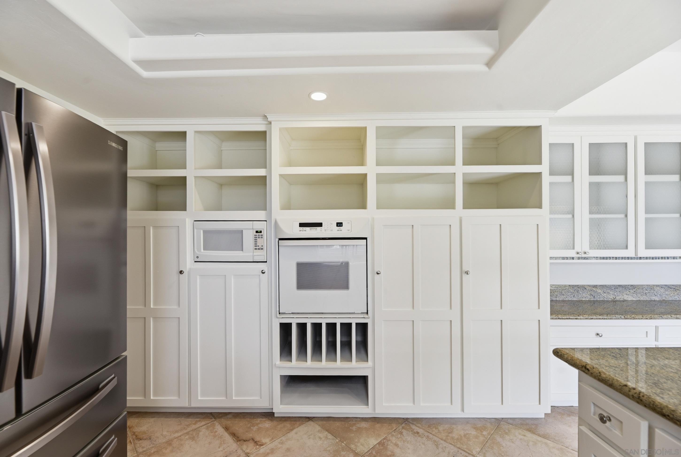 2275 Cameo Road Carlsbad, CA 92008 - Photo 13 of 60