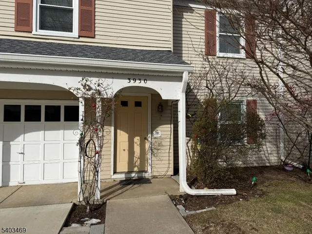 $190,000 | 393 Newport Way, Unit O, Monroe Township, NJ 08831