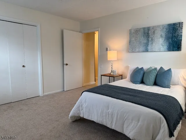 $190,000 | 393 Newport Way, Unit O, Monroe Township, NJ 08831