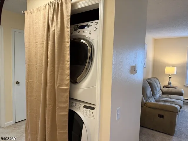 $190,000 | 393 Newport Way, Unit O, Monroe Township, NJ 08831