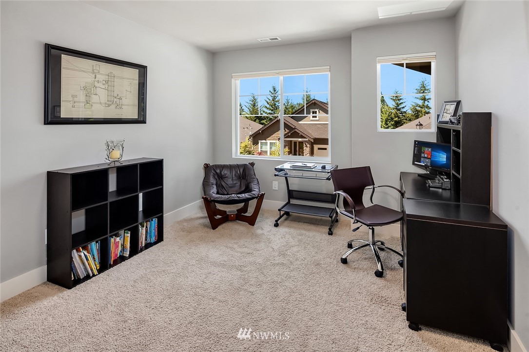 622 Field Place Northeast Renton, WA 98059 - Photo 19 of 22