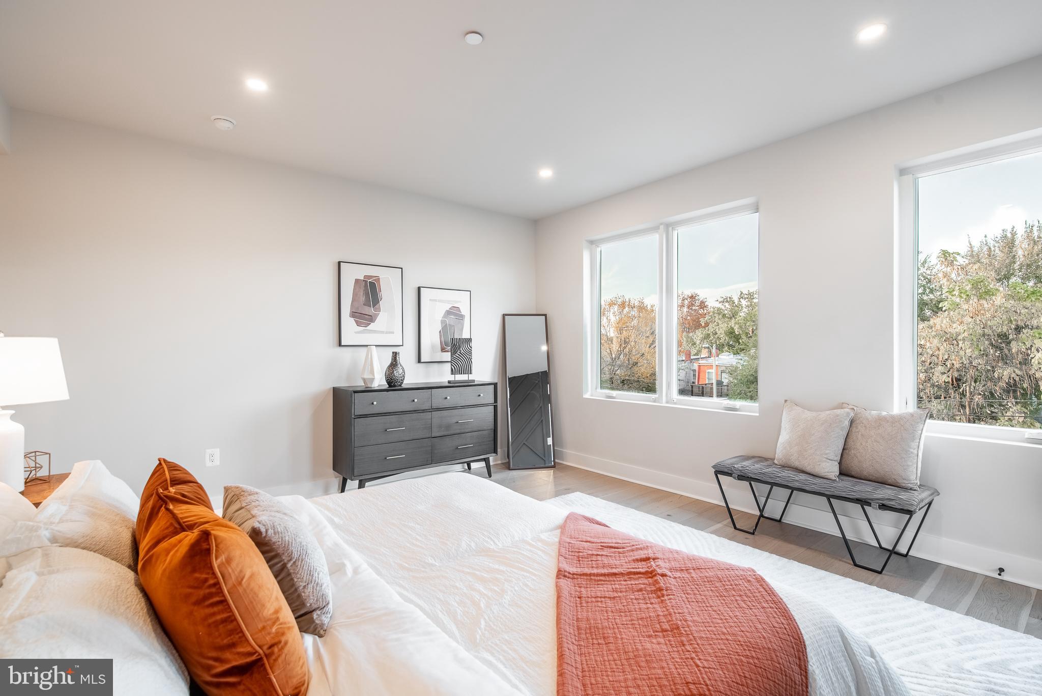 753 Columbia Road Northwest, Unit 3 Washington, DC 20001 - Photo 18 of 35