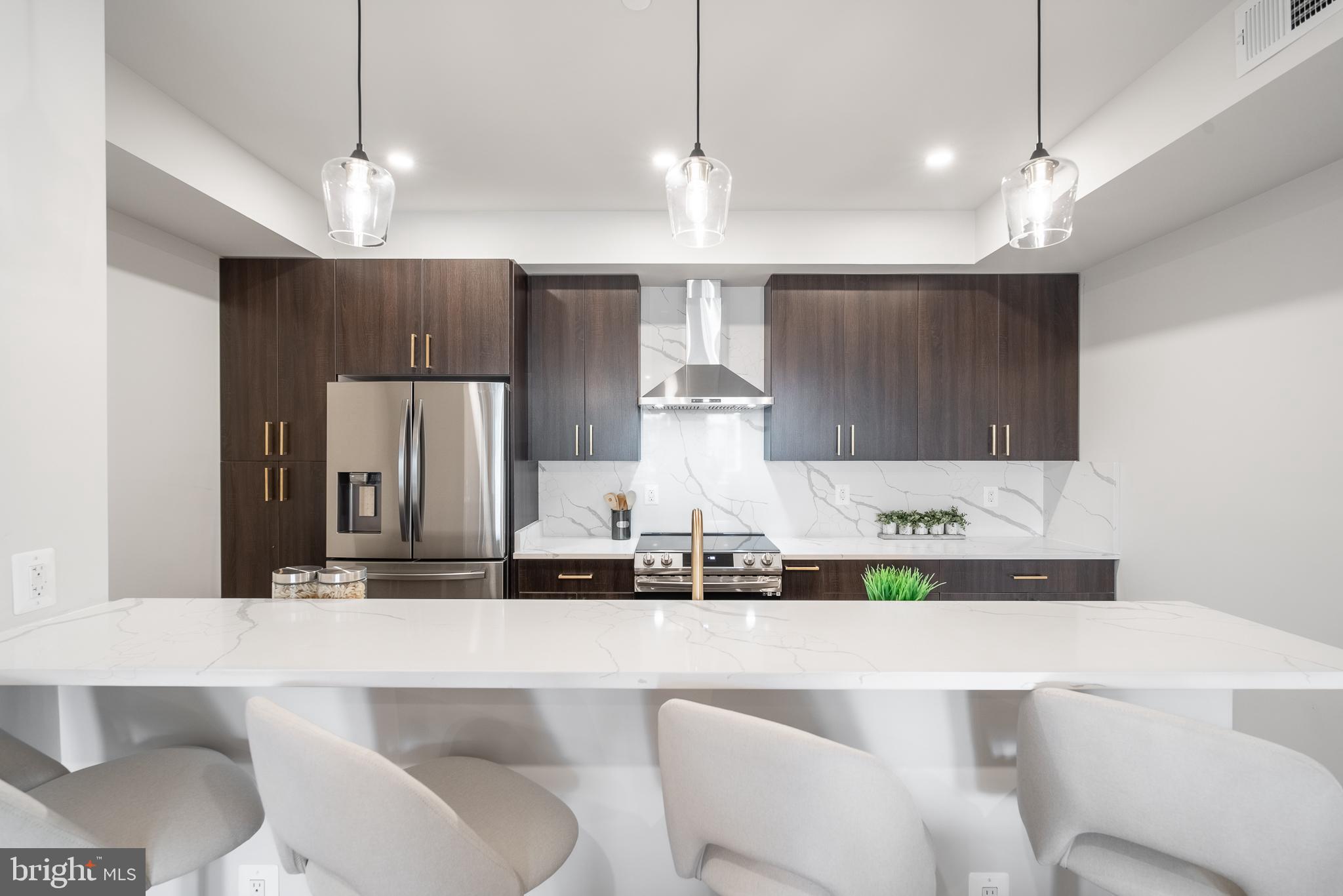 753 Columbia Road Northwest, Unit 3 Washington, DC 20001 - Photo 2 of 35