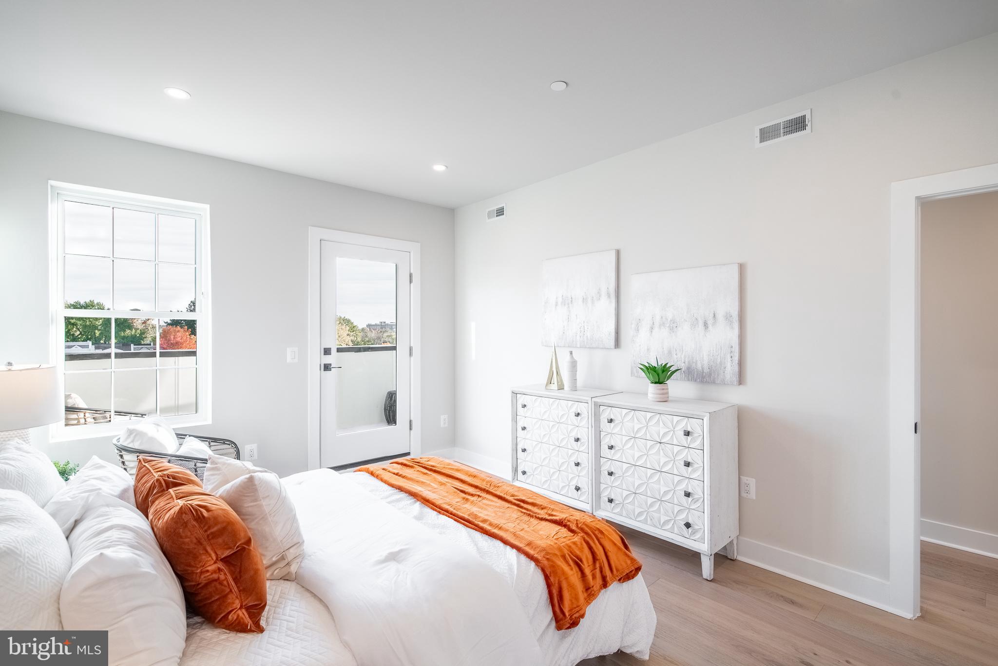 753 Columbia Road Northwest, Unit 3 Washington, DC 20001 - Photo 24 of 35