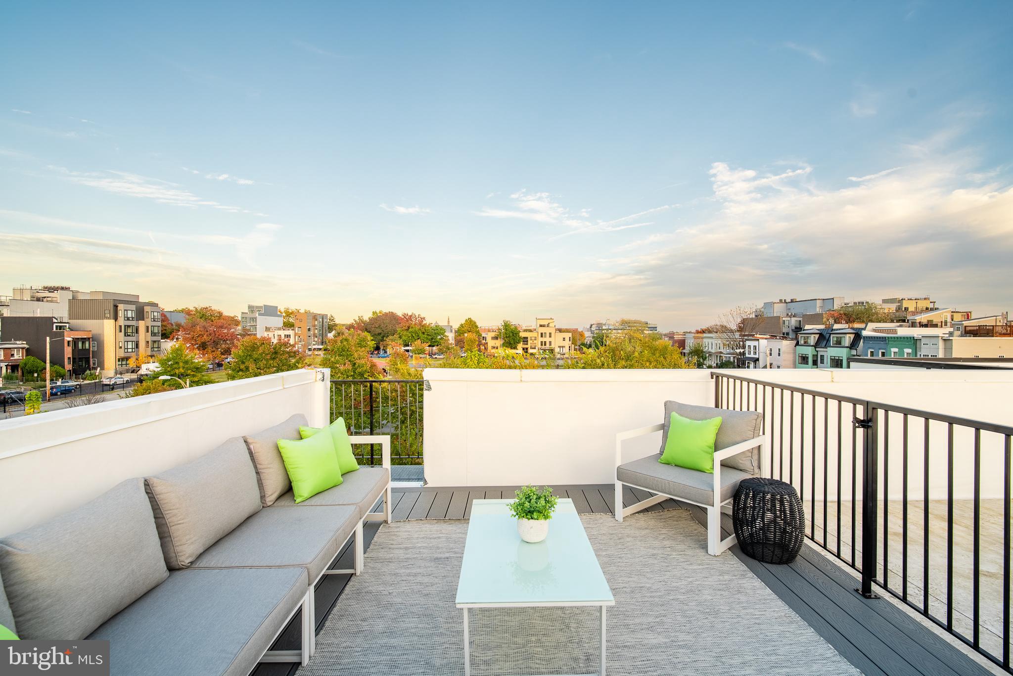 753 Columbia Road Northwest, Unit 3 Washington, DC 20001 - Photo 32 of 35