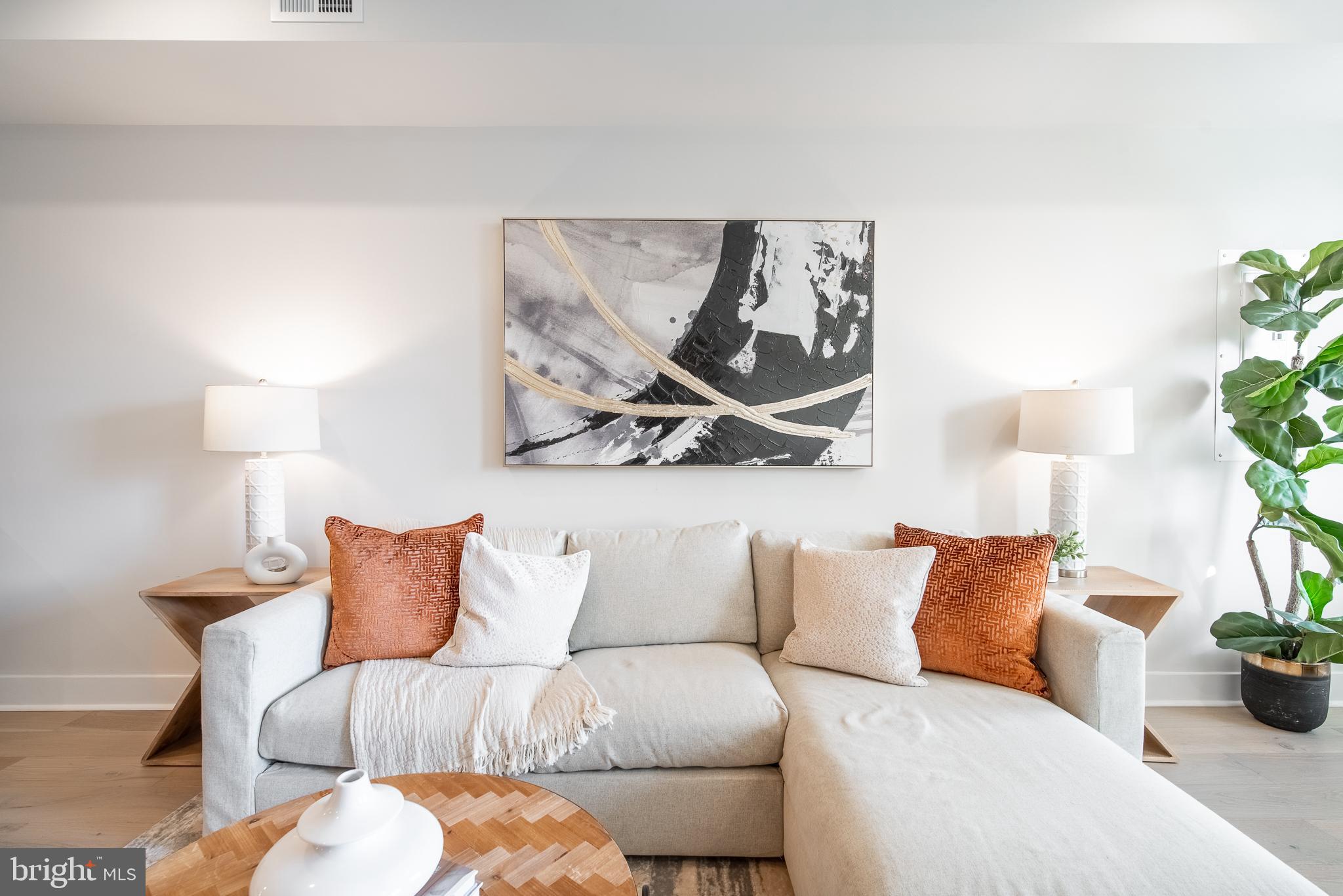 753 Columbia Road Northwest, Unit 3 Washington, DC 20001 - Photo 6 of 35