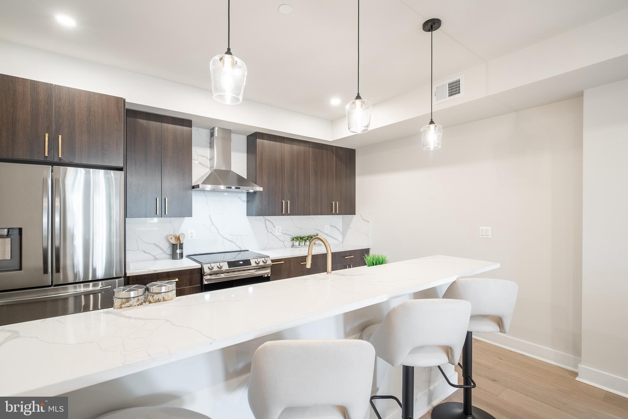 753 Columbia Road Northwest, Unit 3 Washington, DC 20001 - Photo 8 of 35