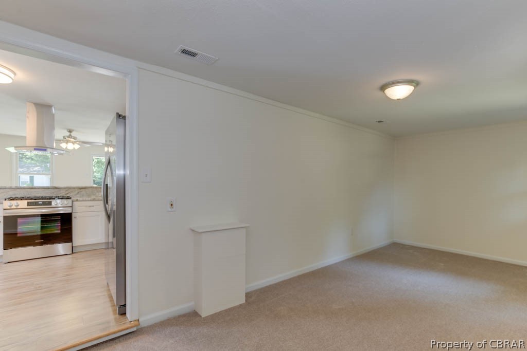 639 Grimes Road Hampton, VA 23663 - Photo 21 of 33 Gallery Image 21