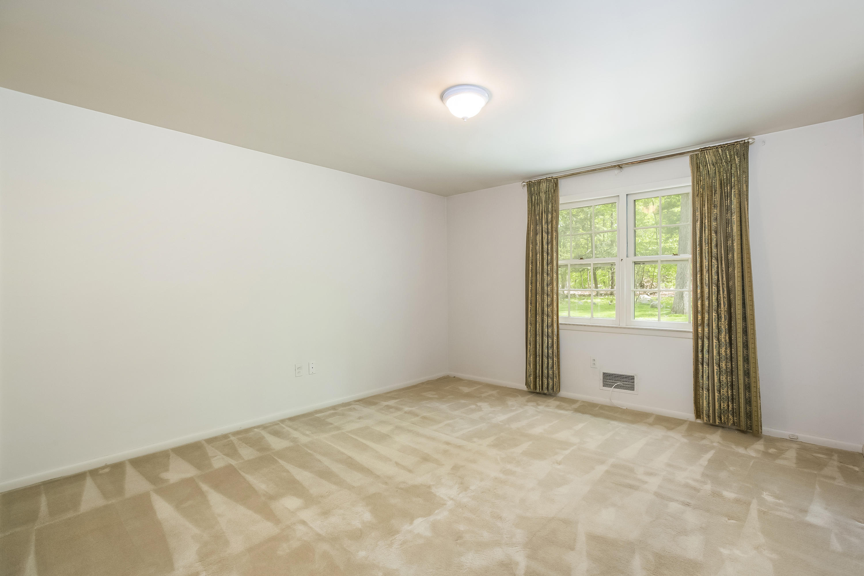 25 Crooked Mile Road Darien, CT 06820 - Photo 16 of 19 15 - Bedroom