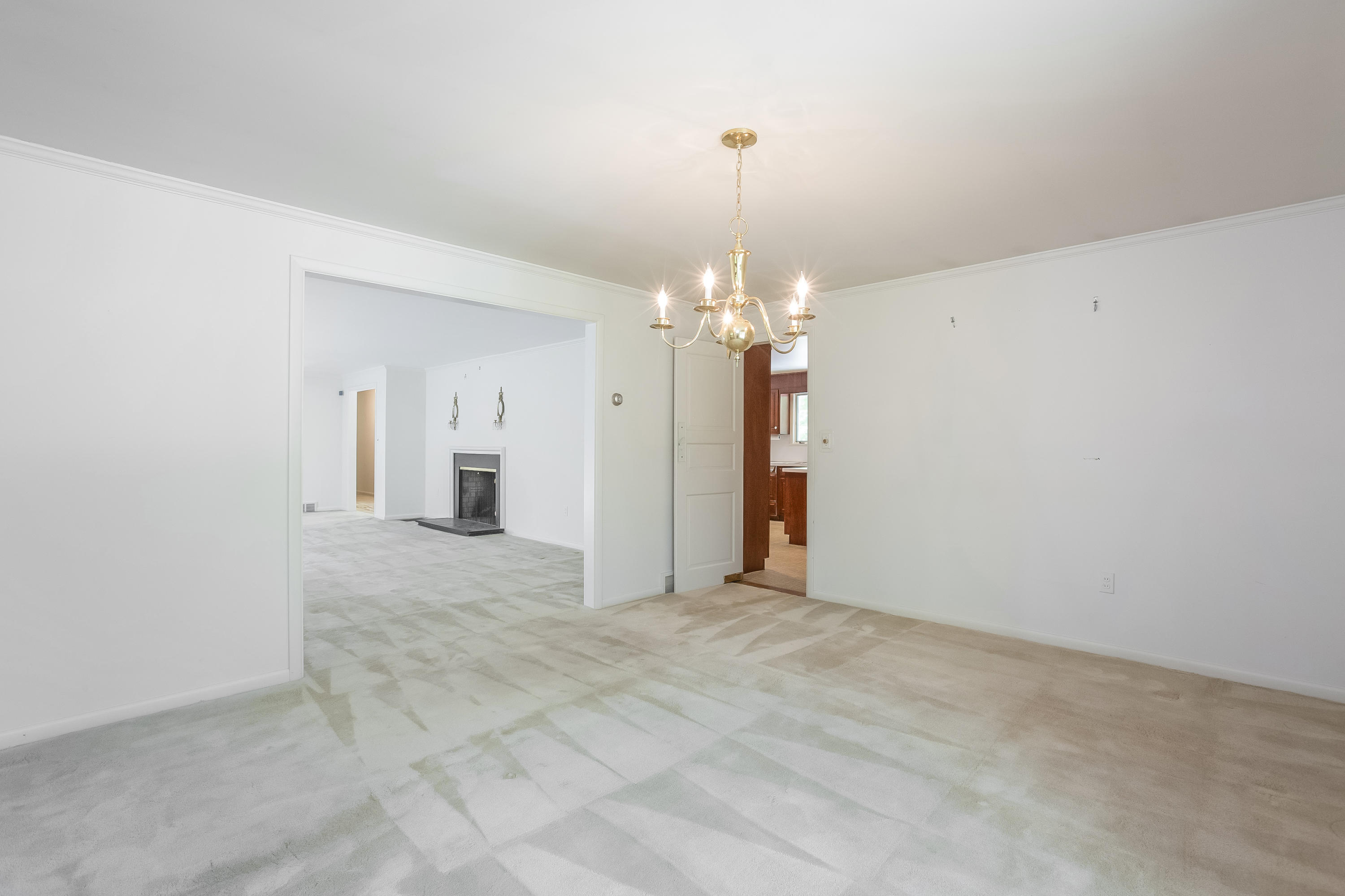 25 Crooked Mile Road Darien, CT 06820 - Photo 9 of 19 08 - Dining Room