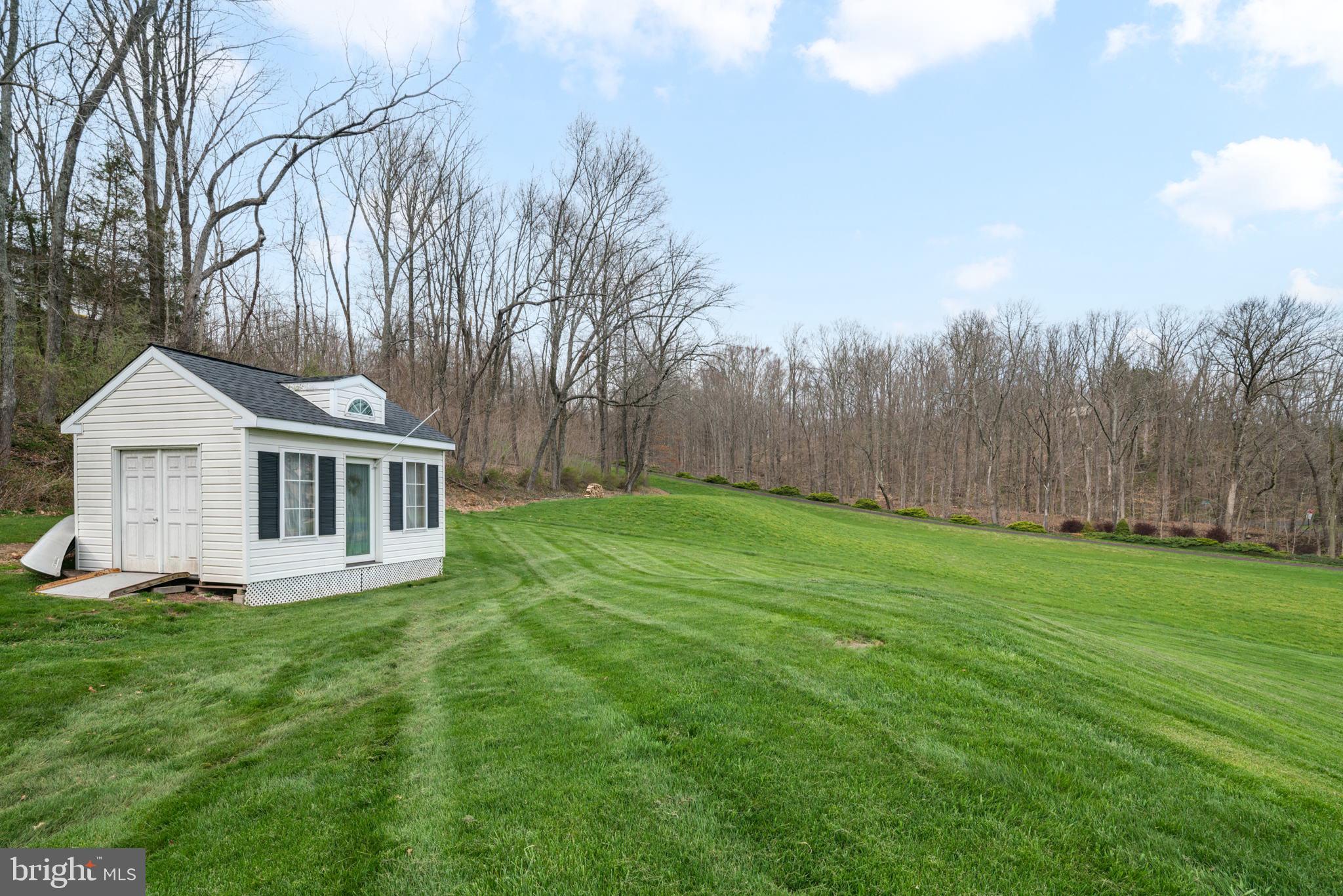 4311 Barndt Road Telford, PA 18969 - Photo 35 of 38 Tremendous Custom Shed