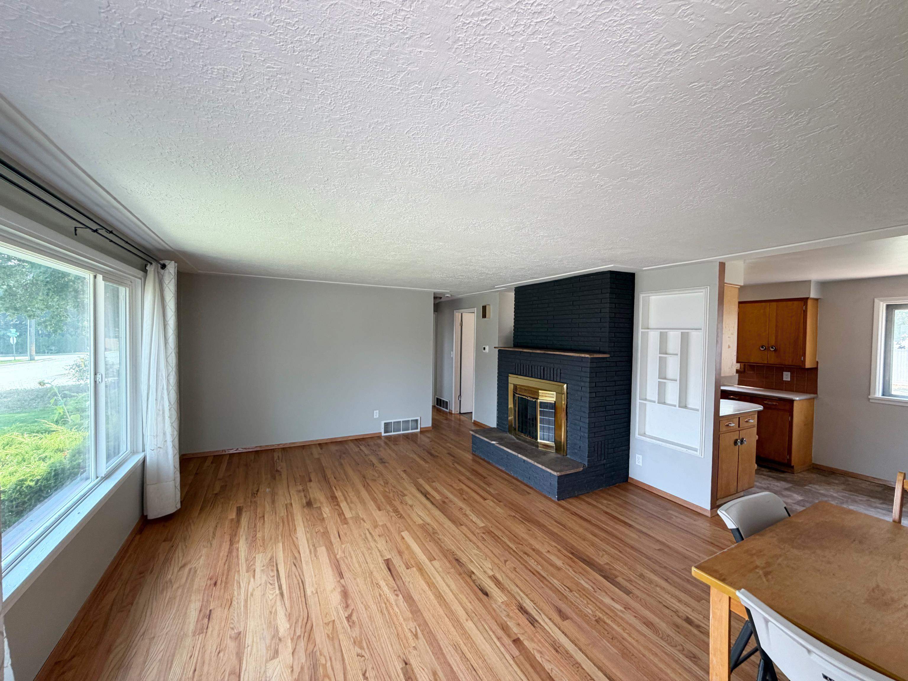 4203 North Herald Road Spokane, WA 99206 - Photo 2 of 27 Gallery Image 2
