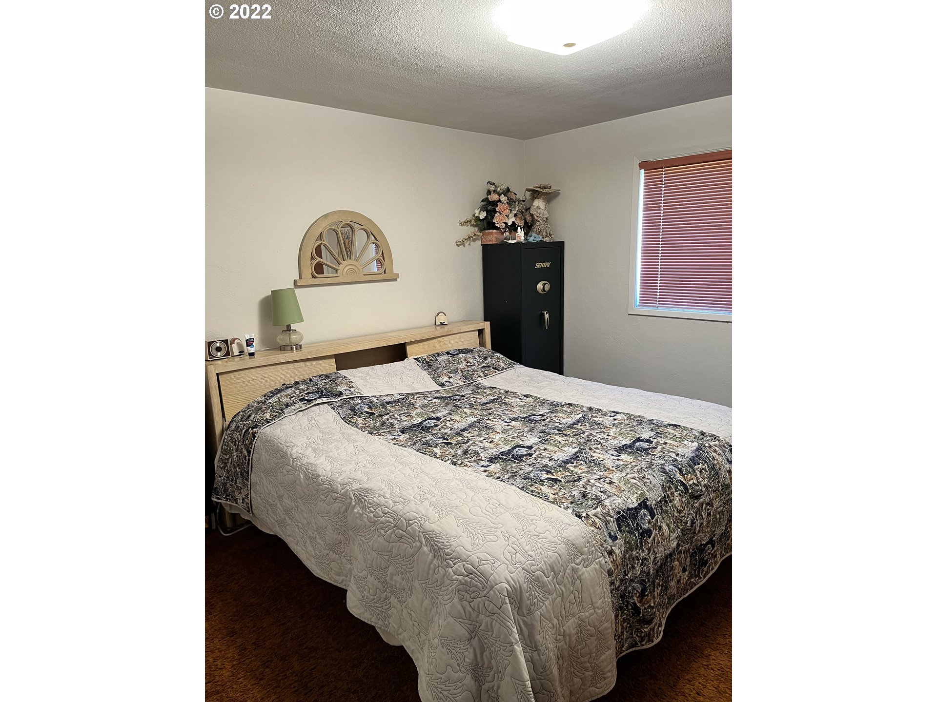 3122 Maple Drive Reedsport, OR 97467 - Photo 20 of 30 Bedroom, Primary