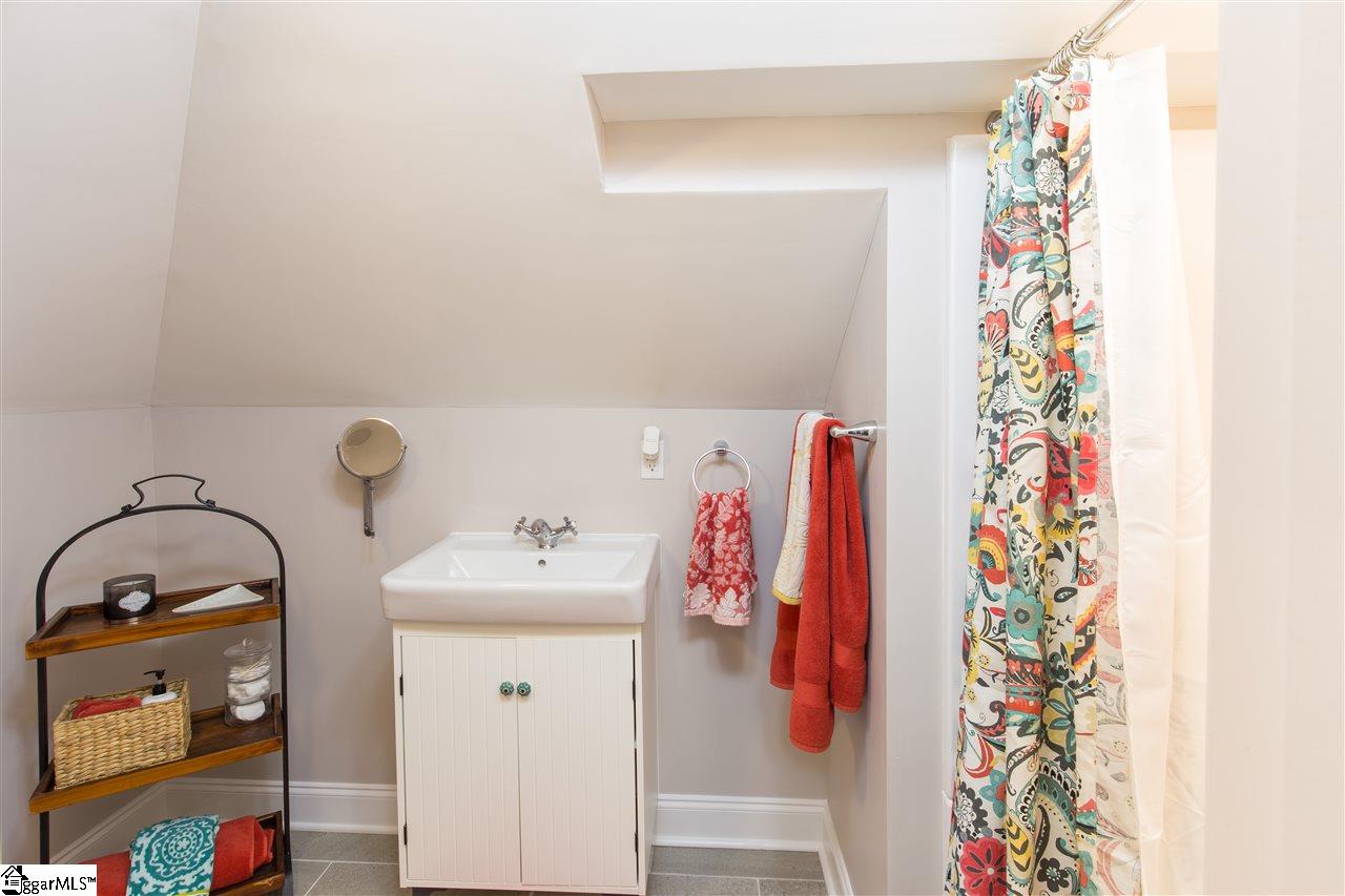 208 Cedar Grove Road Greer, SC 29650 - Photo 25 of 36 Gallery Image 25