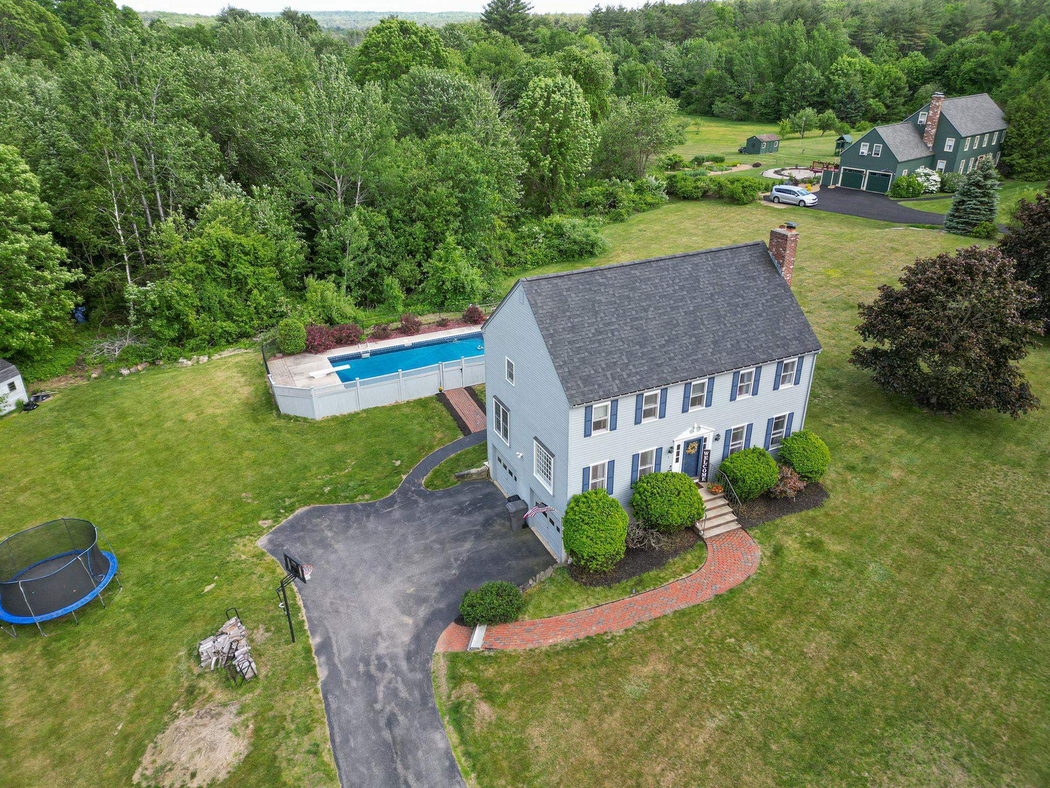 2 Buttonwood Drive Derry, NH 03038 - Photo 36 of 40