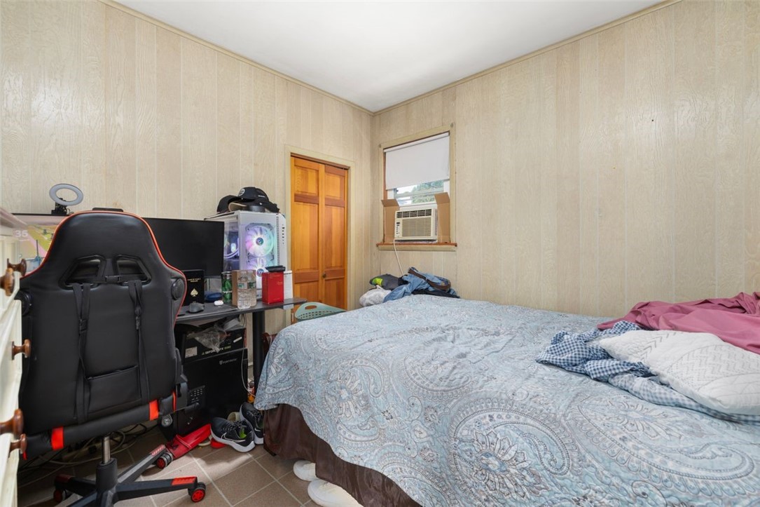 83 Princess Avenue Cranston, RI 02920 - Photo 20 of 34