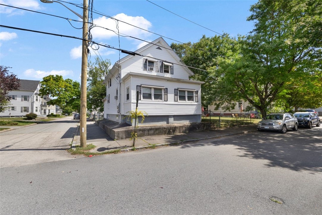 83 Princess Avenue Cranston, RI 02920 - Photo 30 of 34