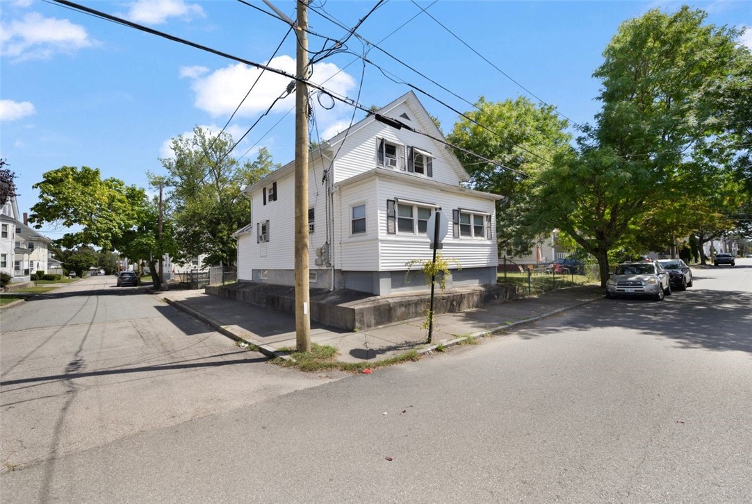 83 Princess Avenue Cranston, RI 02920 - Photo 31 of 34