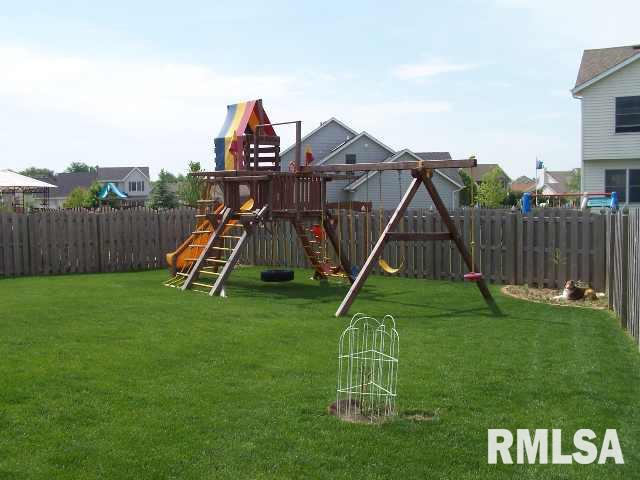 2089 Ashford Road Bettendorf, IA 52722 - Photo 9 of 9 Gallery Image 9