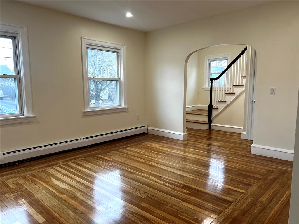 171 Canton Street Providence, RI 02908 - Photo 5 of 23