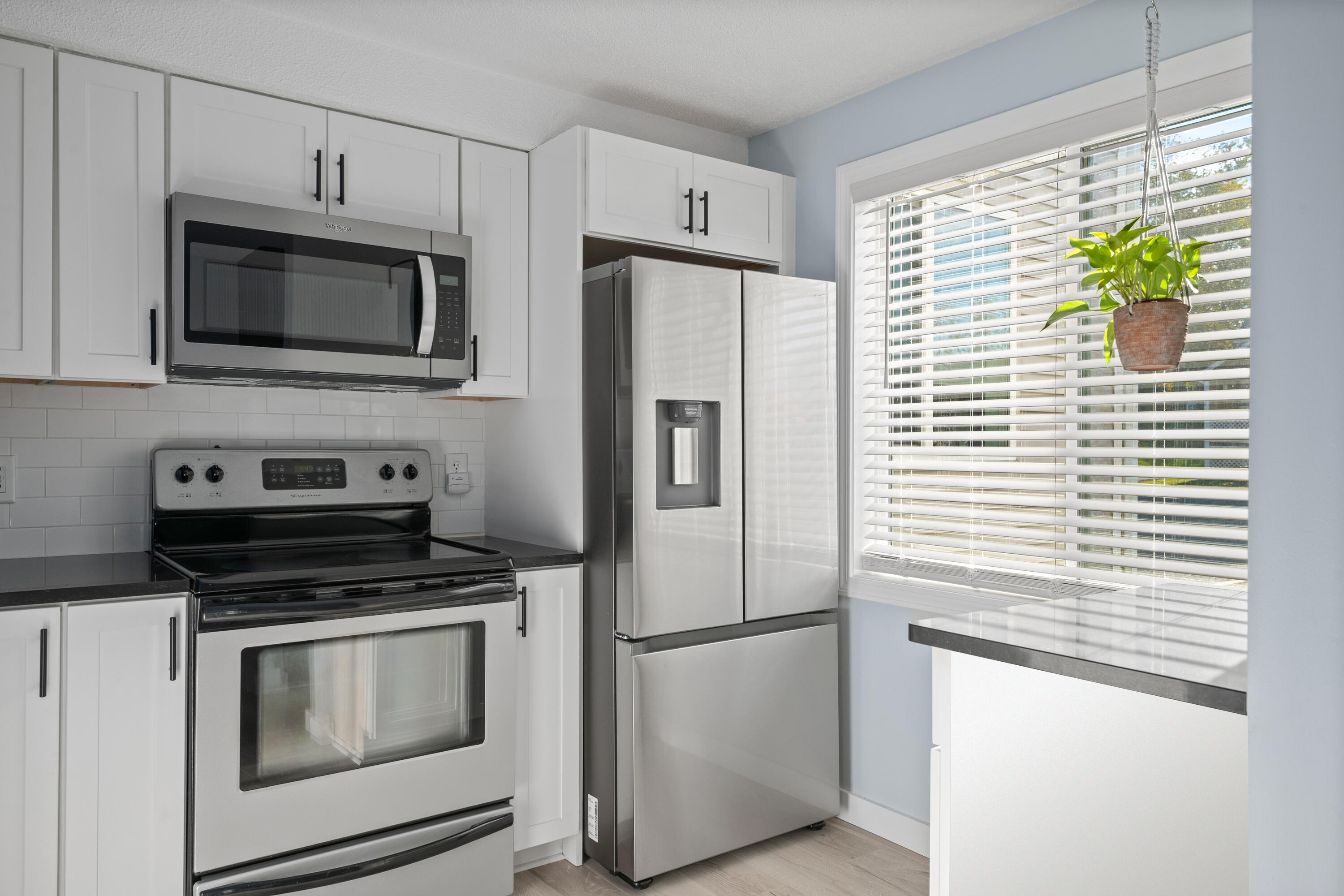 25 Lawrence Street, Unit 31 Westbrook, ME 04092 - Photo 1 of 26 09_25 Lawrence Street Unit 31_PGM_Print