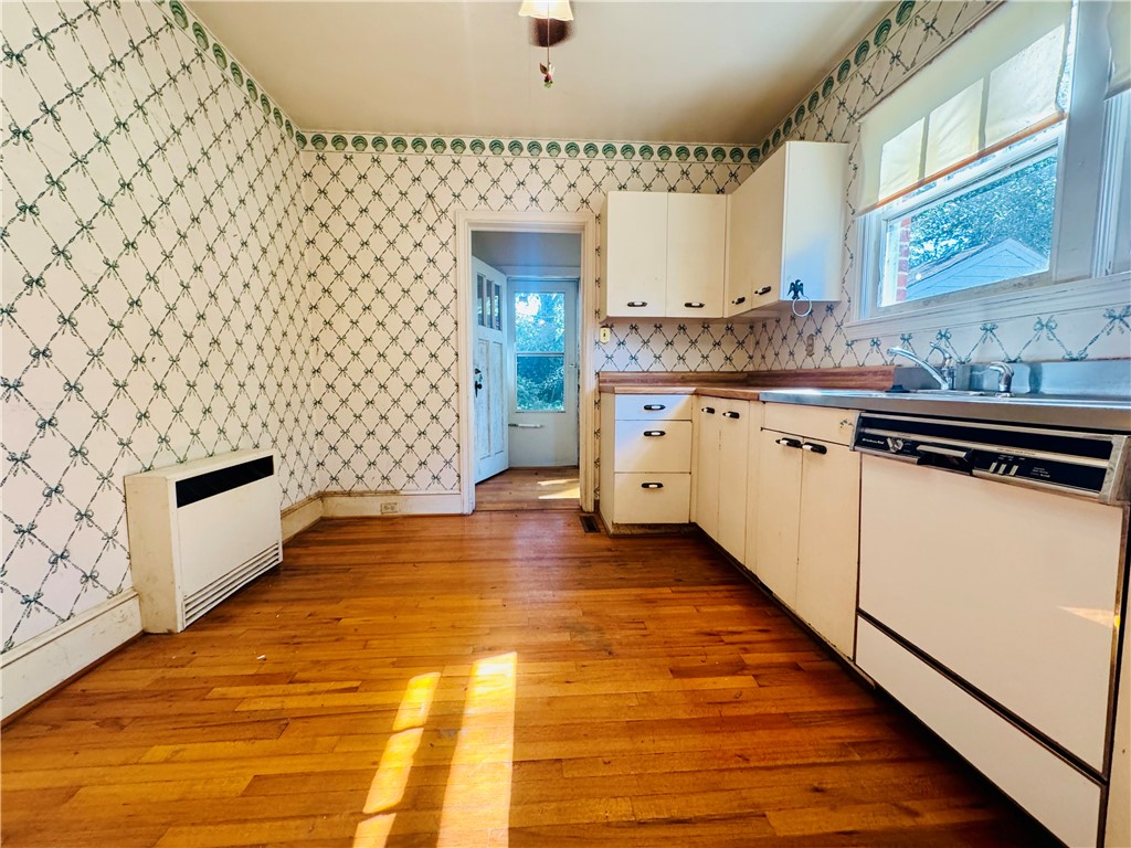 302 Chestnut Street Abbeville, SC 29620 - Photo 13 of 50 KITCHEN