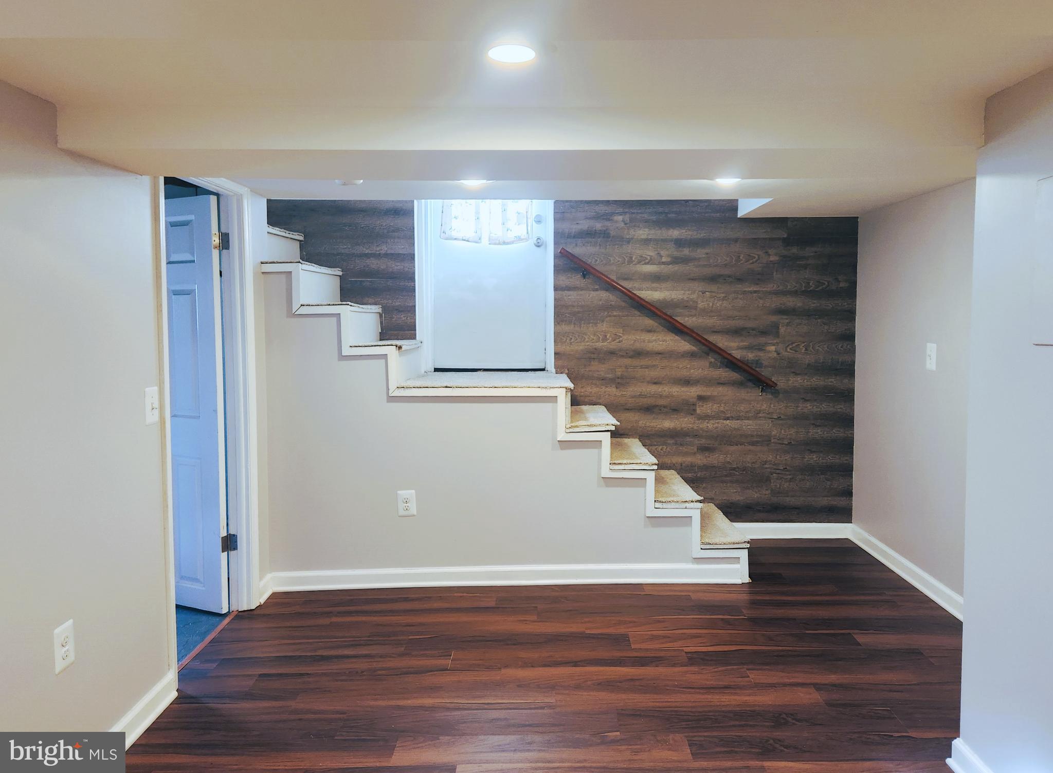 615 Old Home Road Baltimore, MD 21206 - Photo 25 of 31 a view of entryway with wooden floor