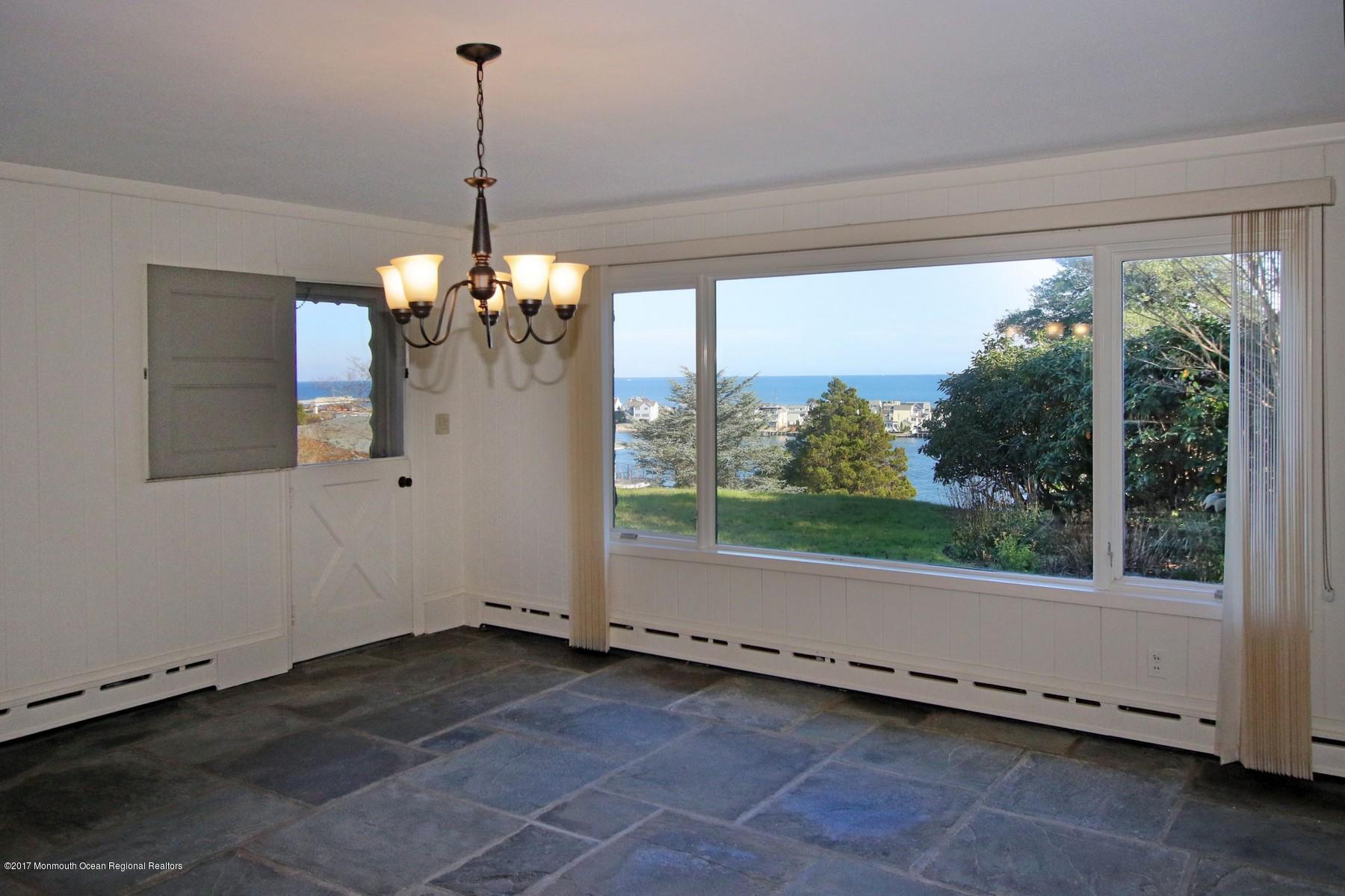 150 Portland Road Highlands, NJ 07732 - Photo 36 of 83 Dining Room