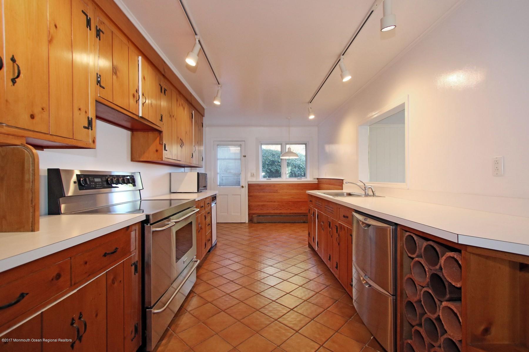 150 Portland Road Highlands, NJ 07732 - Photo 38 of 83 Kitchen