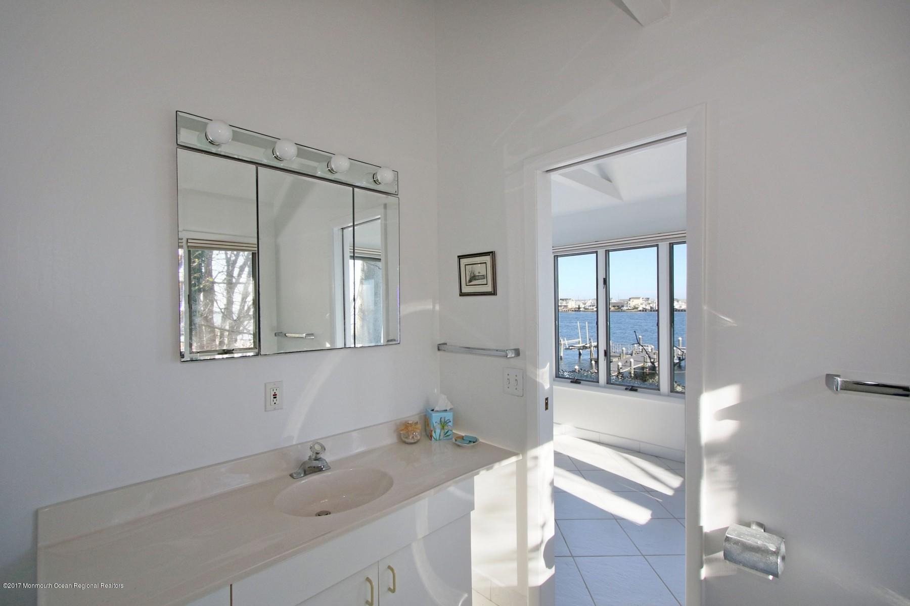 150 Portland Road Highlands, NJ 07732 - Photo 57 of 83 Guest House Bath