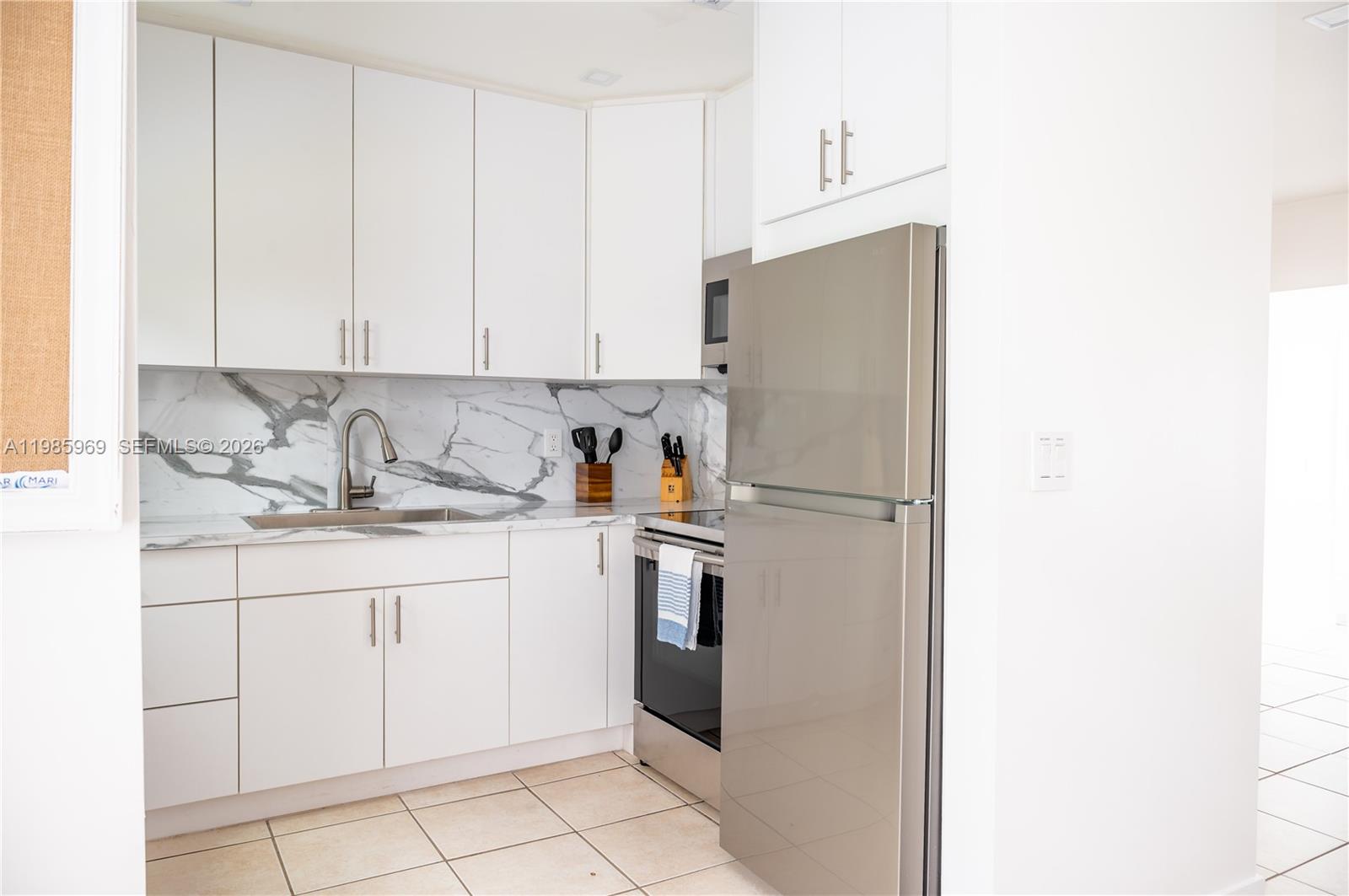 4821 Southwest 5th Street Miami, FL 33134 - Photo 11 of 15