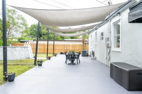 $3,800 | 4821 Southwest 5th Street, Miami, FL 33134